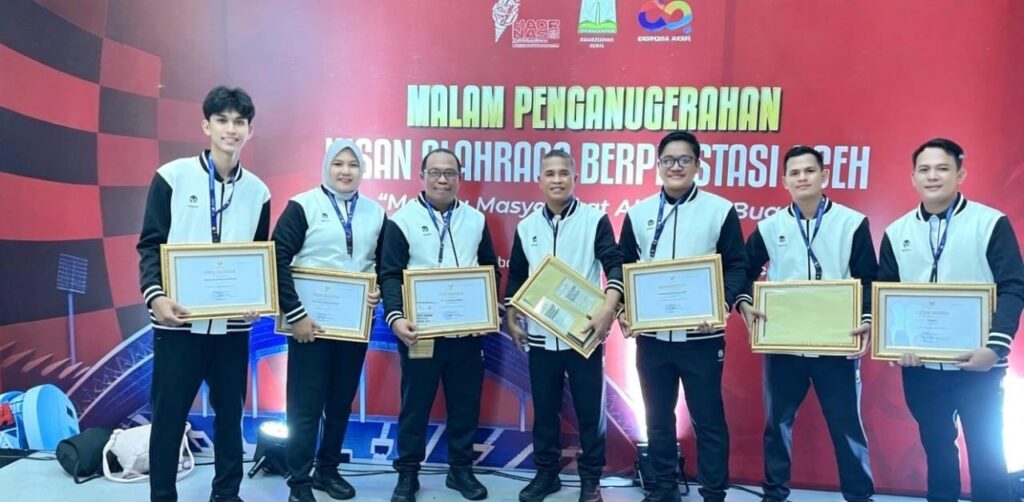 Insan olahraga USK penerima apresiasi pada Malam Penganugerahan HAORNAS 2026